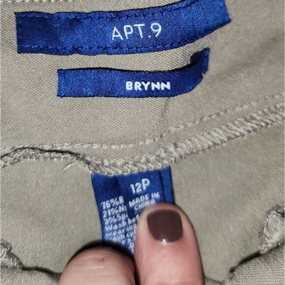 Apt. 9 Gray Chic Lightweight Pullon Brynn Stretch Capris. Comfy Like New‎ - Picture 11 of 16